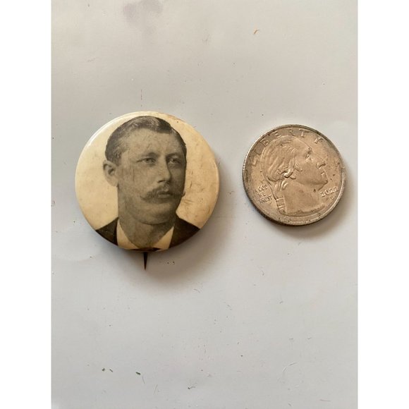 Antique 1896 hoag pinback Image photo of a man Political fraternity pin button - Picture 2 of 3